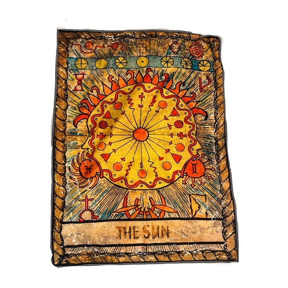 2 pc Wall tapestries - Picture 2 of 2